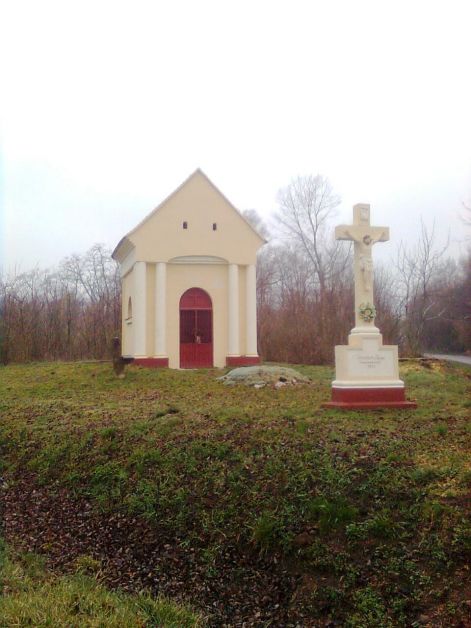 Nepomuki Szent J&aacute;nos k&aacute;polna